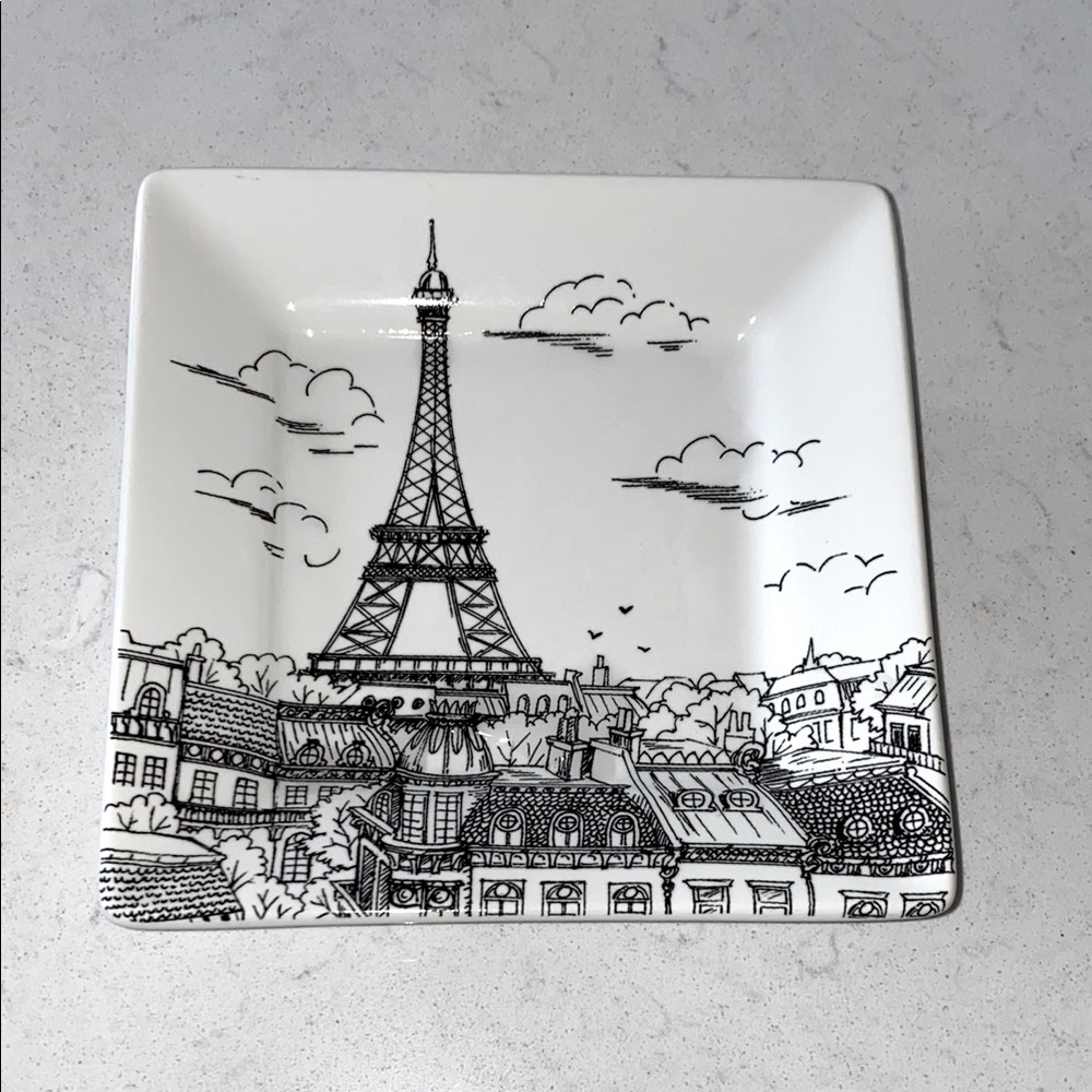 Parisian Design Square Dish‎